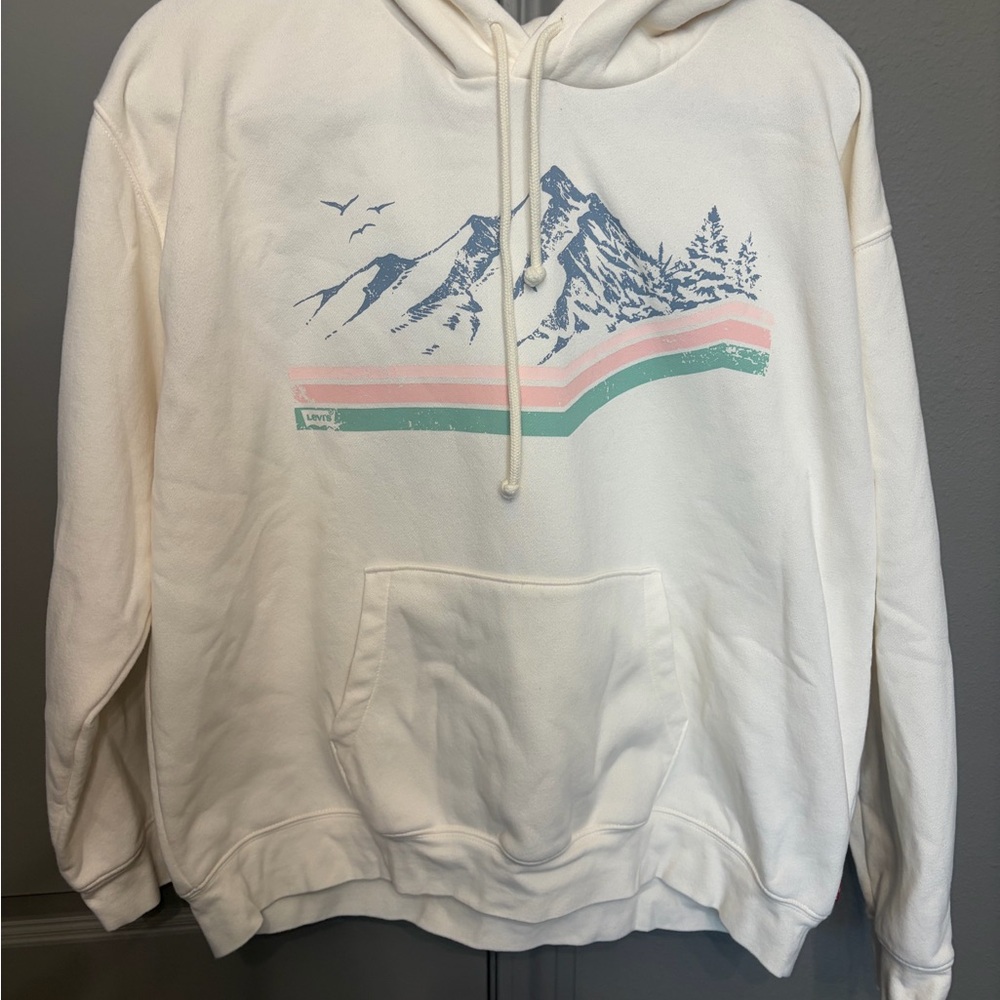 Levi's Ivory Cream color Mountain Graphic Hoodie